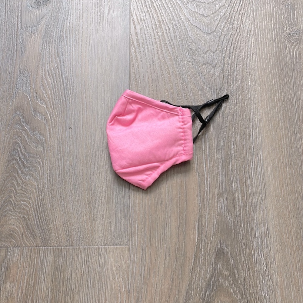 Kids pink face mask